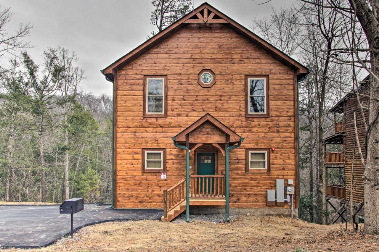 Luxe Cabin With Home Theater Less Than 2 Miles To Gatlinburg Exterior foto